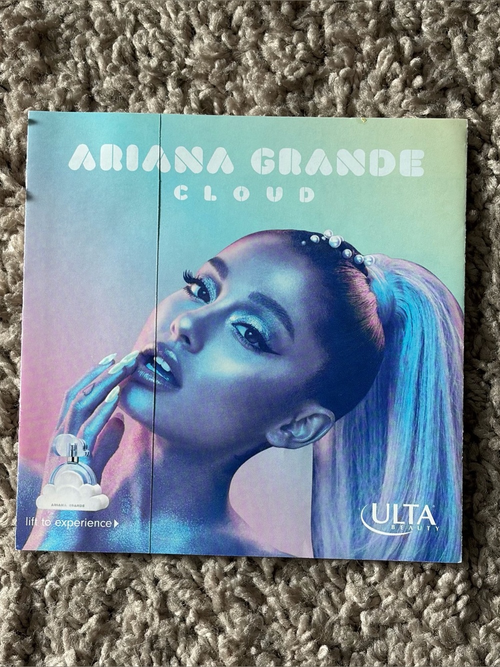 Official Ariana Grande Double Sided Fragrance Sample Card (Cloud & Thank U, Next